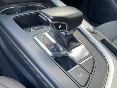 Audi A4 Avant 2.0 TDI ultra 163CV Business (14)