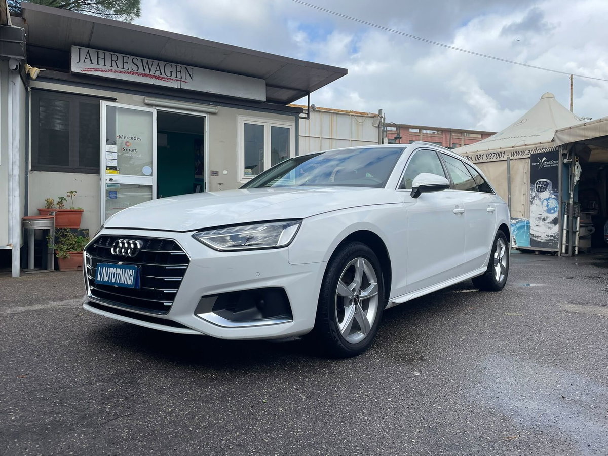 Audi A4 Avant 2.0 TDI ultra 163CV Business (2)