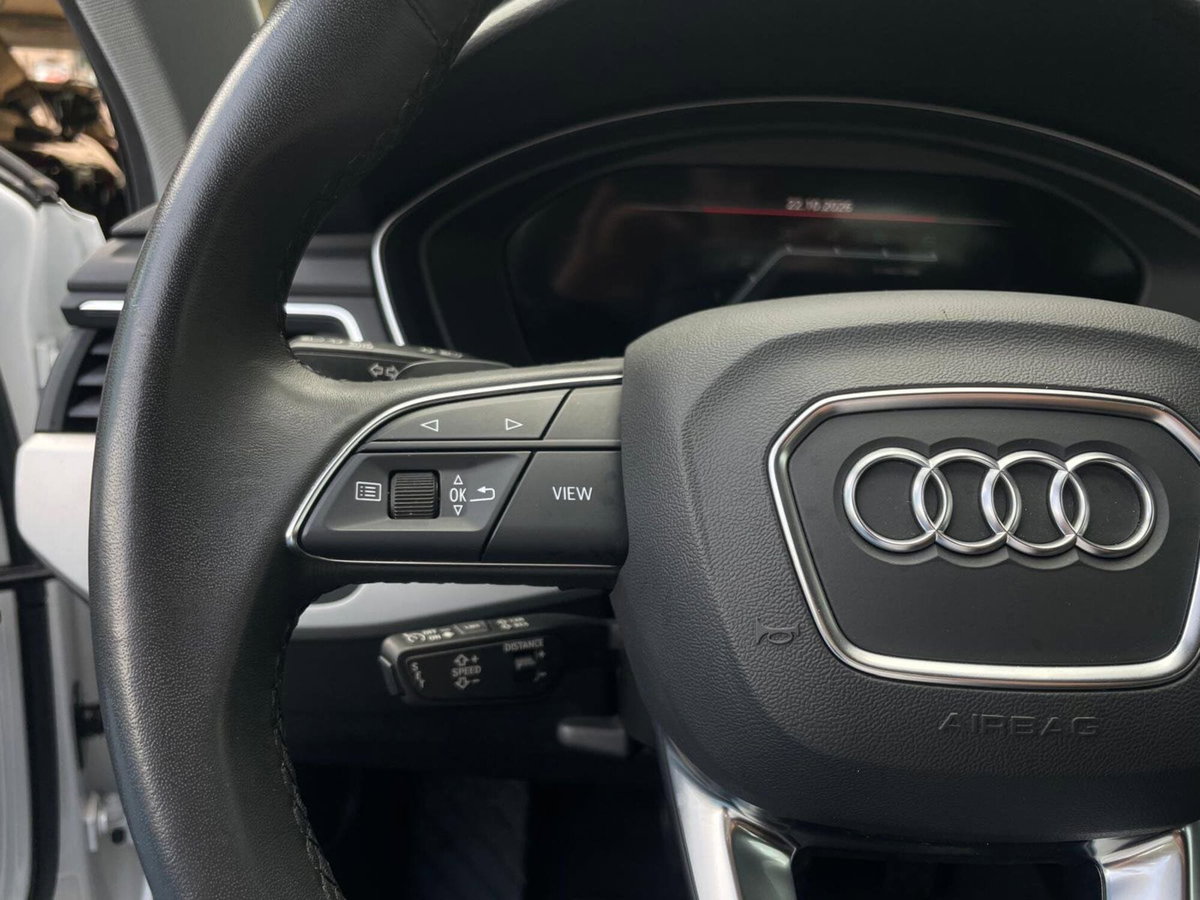 Audi A4 Avant 2.0 TDI ultra 163CV Business (9)