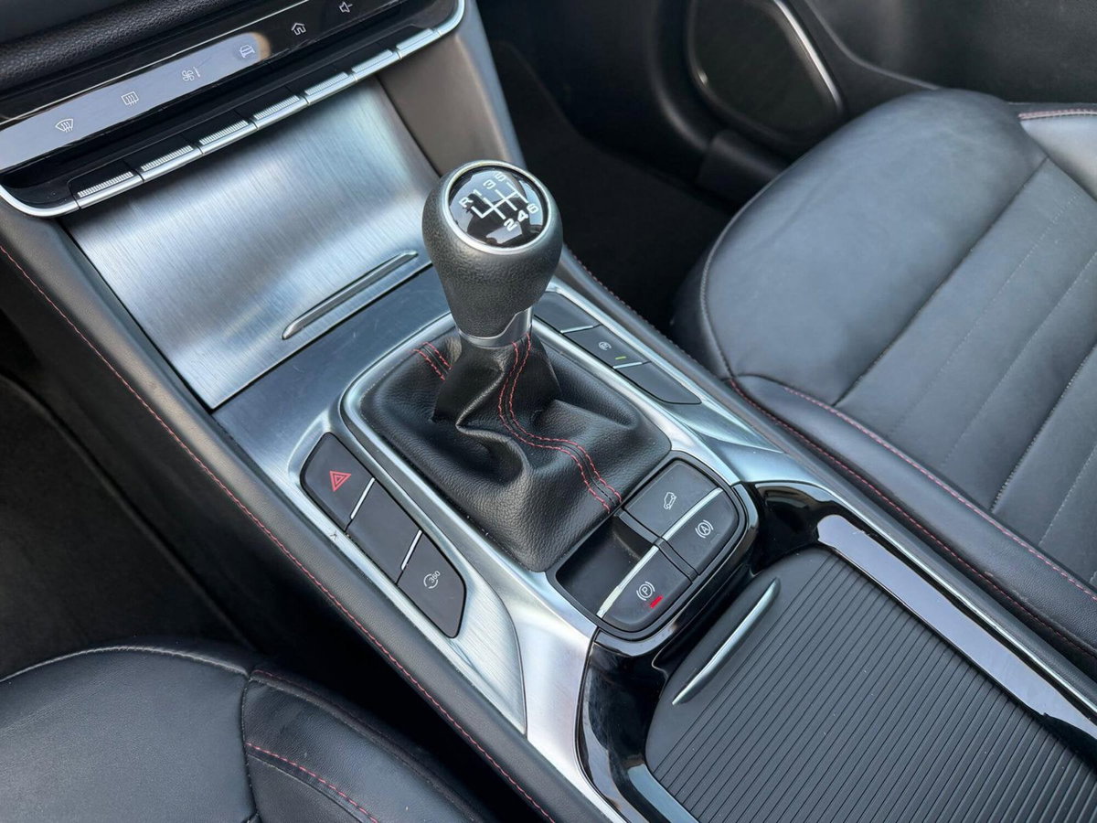 Mg HS HS 1.5T-GDI Luxury (12)