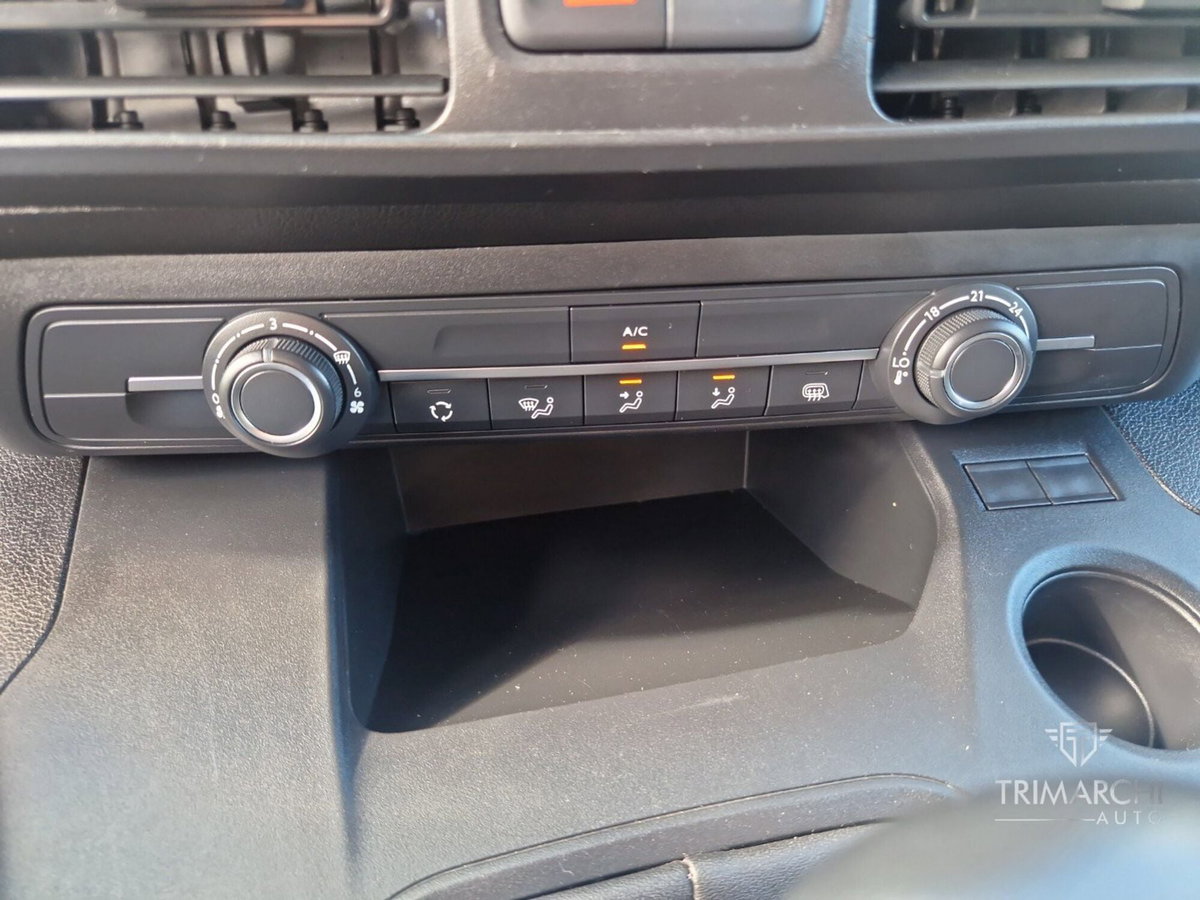 Fiat Doblò Furgone van d.cab XL 1.5 diesel 100cv (11)