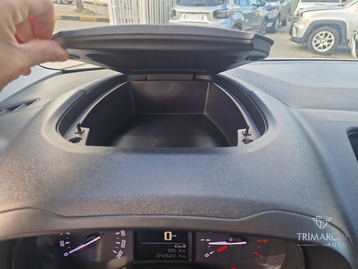 Fiat Doblò Furgone van d.cab XL 1.5 diesel 100cv (14)