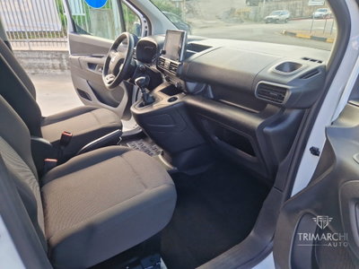 Fiat Doblò Furgone van d.cab XL 1.5 diesel 100cv (16)