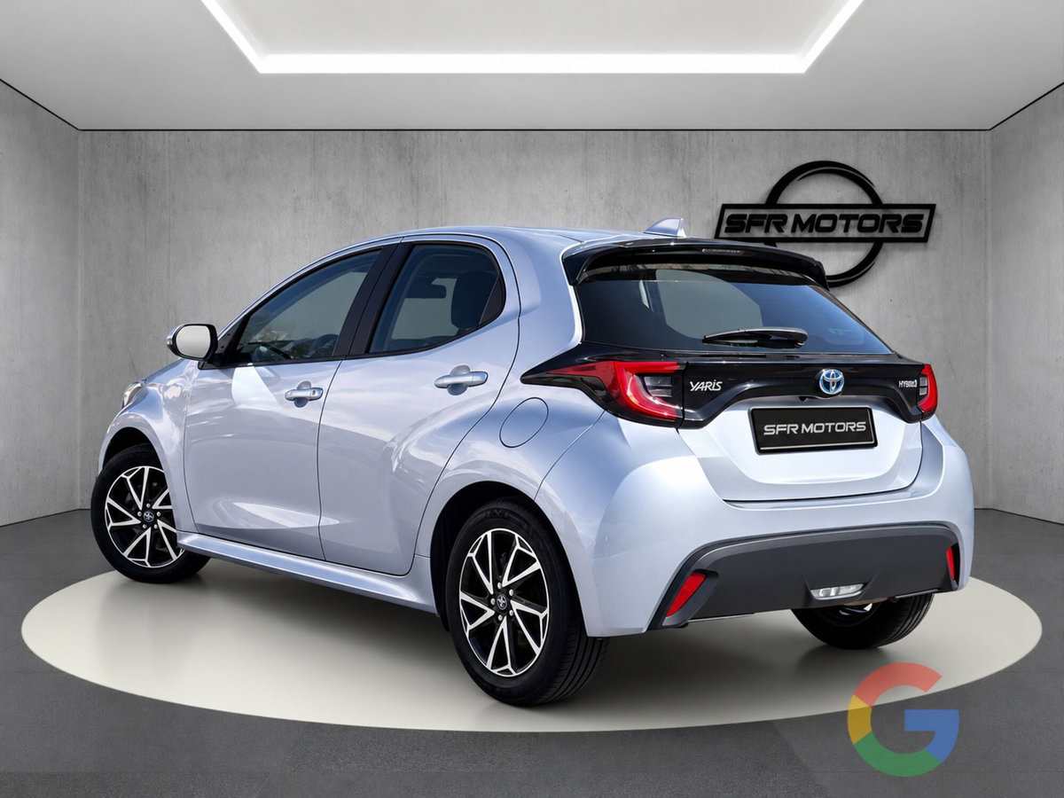 Toyota Yaris 1.5 Hybrid 5 porte Trend (6)