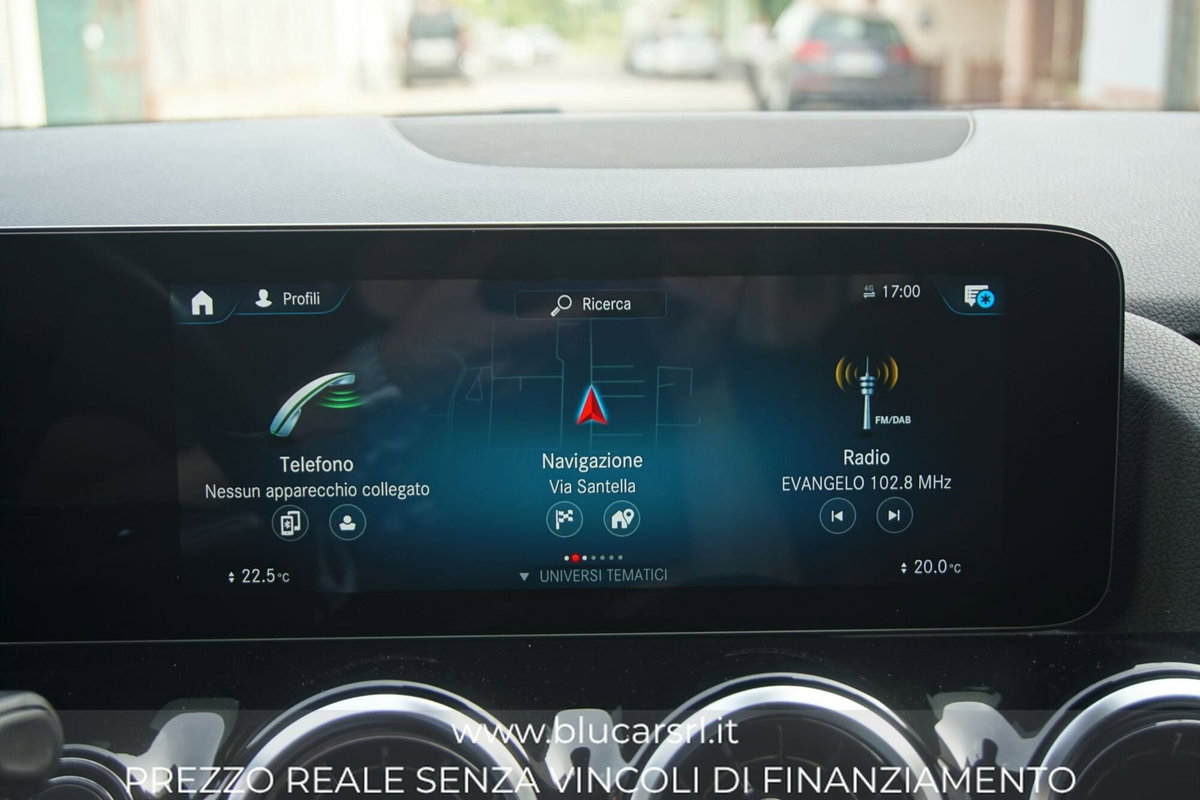 Mercedes-Benz GLA SUV 200 d Automatic Premium (10)