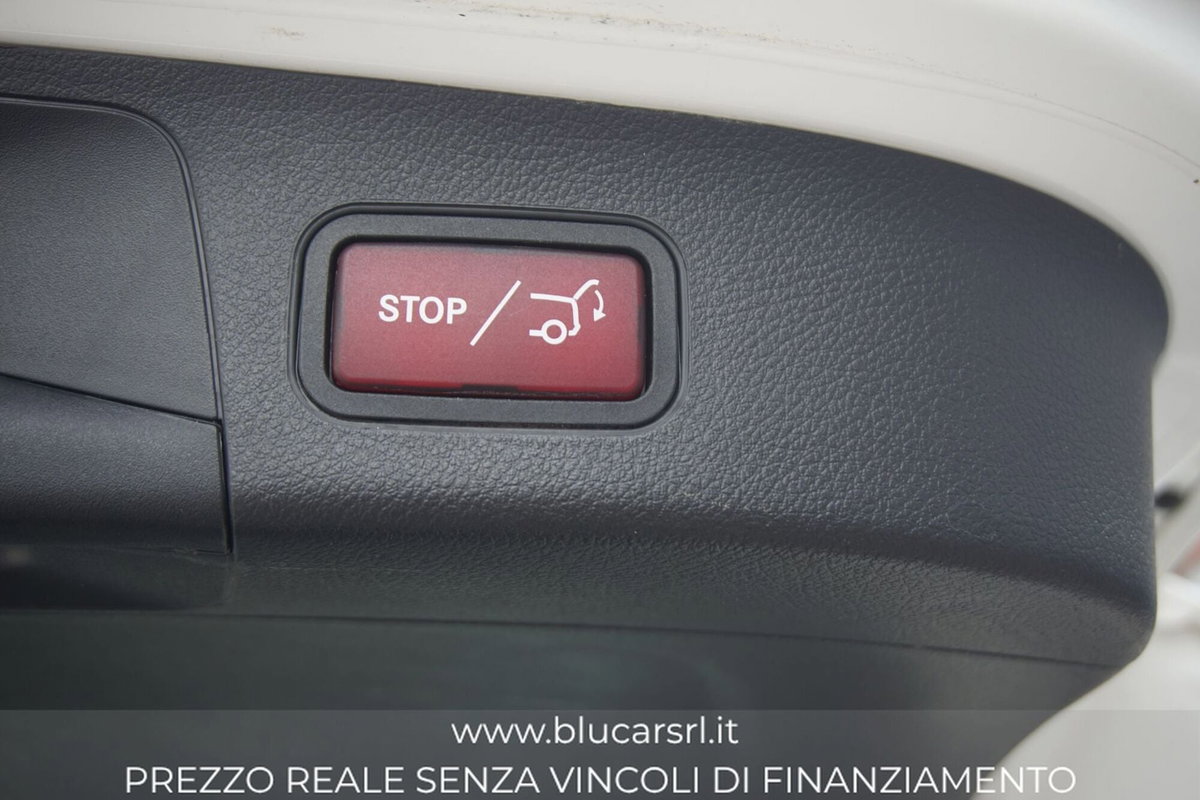 Mercedes-Benz GLA SUV 200 d Automatic Premium (16)