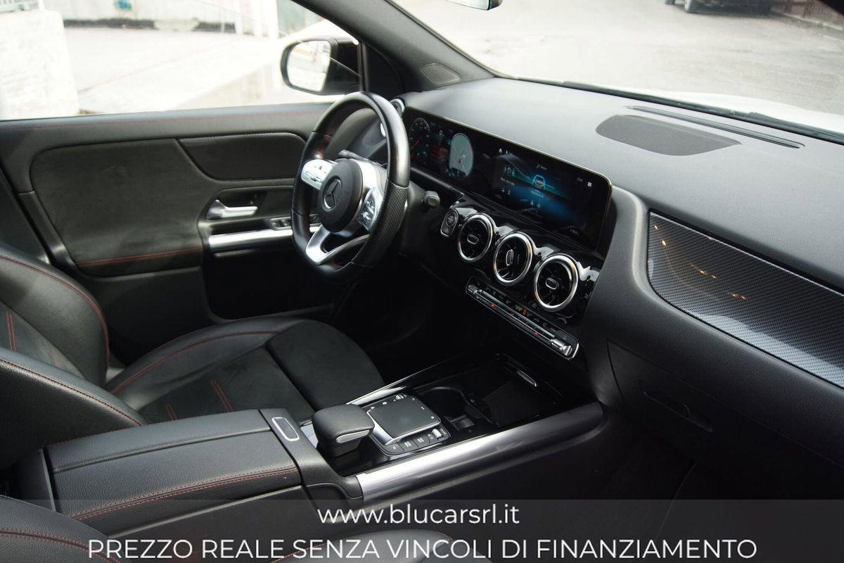 Mercedes-Benz GLA SUV 200 d Automatic Premium (6)