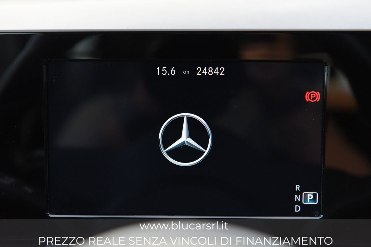 Mercedes-Benz GLA SUV 200 d Business Extra auto (14)