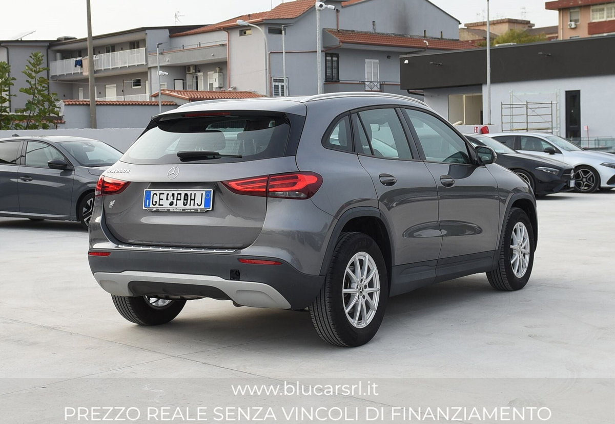 Mercedes-Benz GLA SUV 200 d Business Extra auto (4)