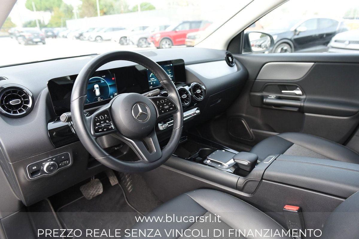 Mercedes-Benz GLA SUV 200 d Business Extra auto (7)