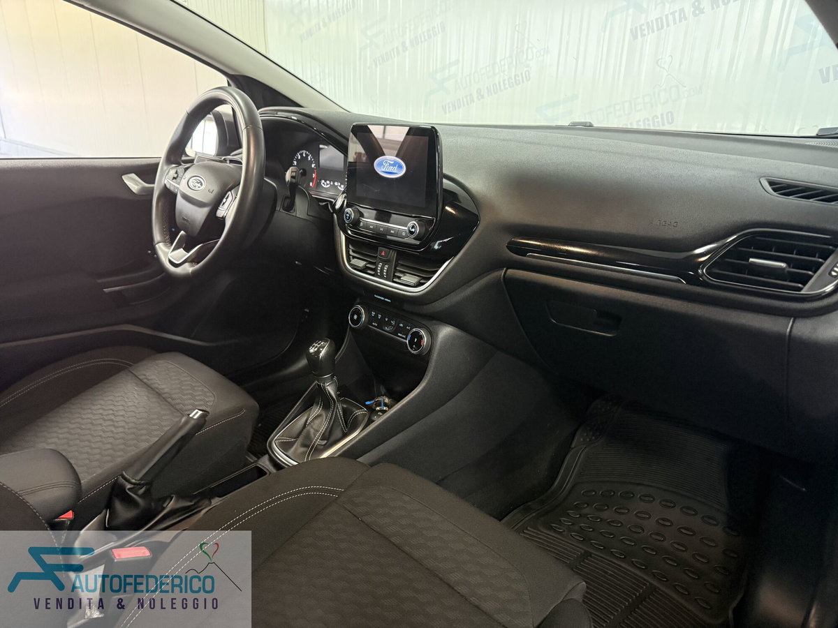 Ford Fiesta 1.1 75 CV 5 porte Titanium (15)