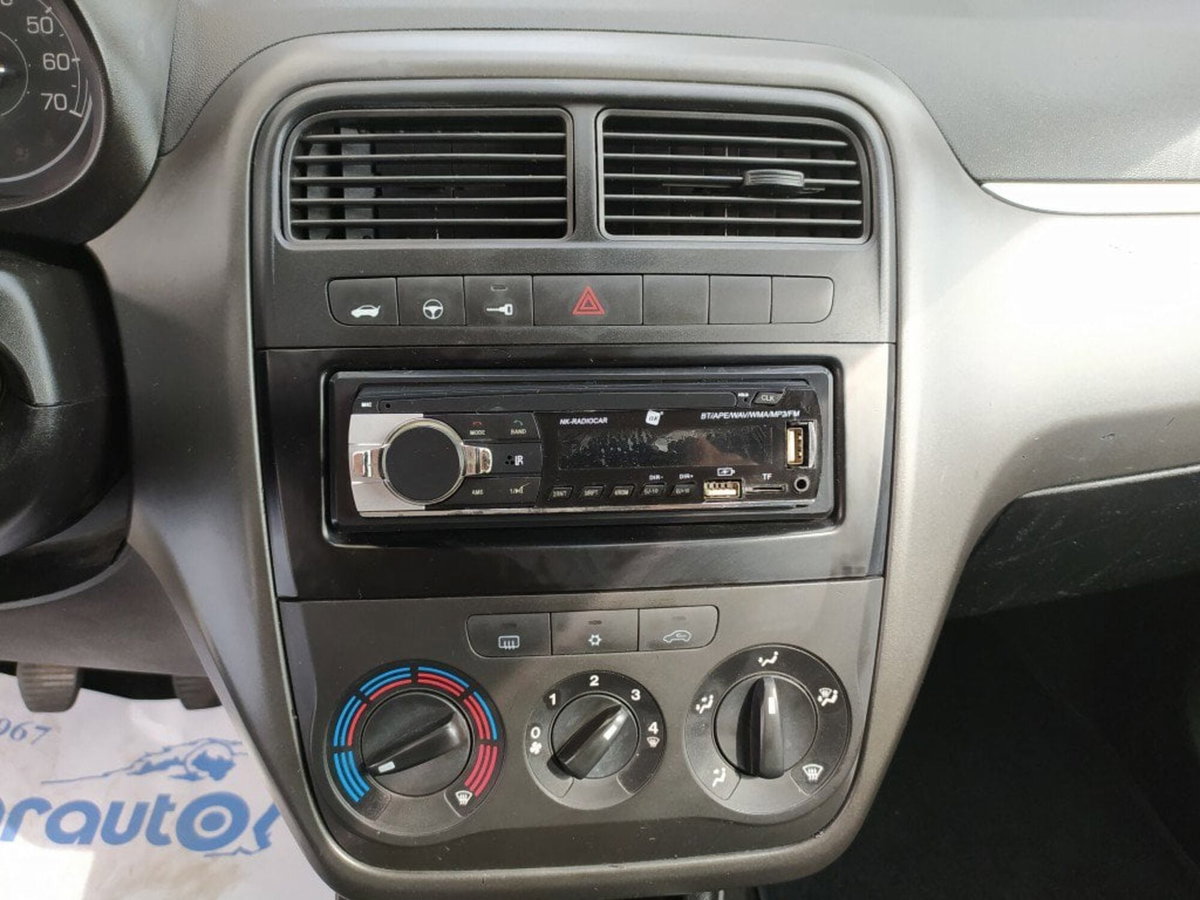 Fiat Grande Punto 1.2 5 porte Dynamic (19)
