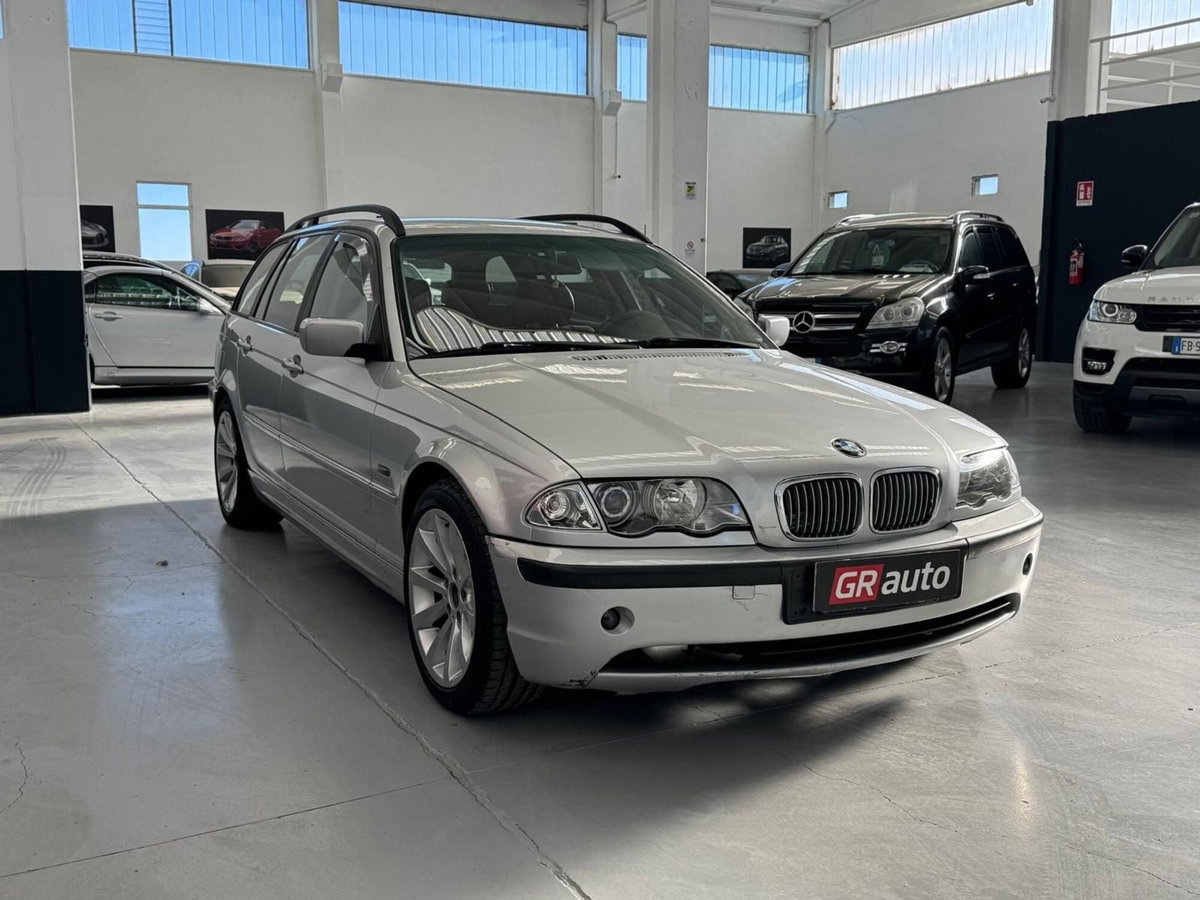 BMW Serie 3 320d turbodiesel cat 4 porte (4)