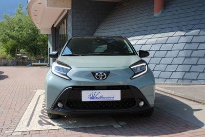 Toyota Aygo X 1.0 Lounge Air 72cv s-cvt (3)