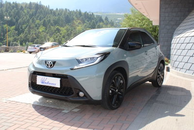 Toyota Aygo X 1.0 Lounge Air 72cv s-cvt (4)