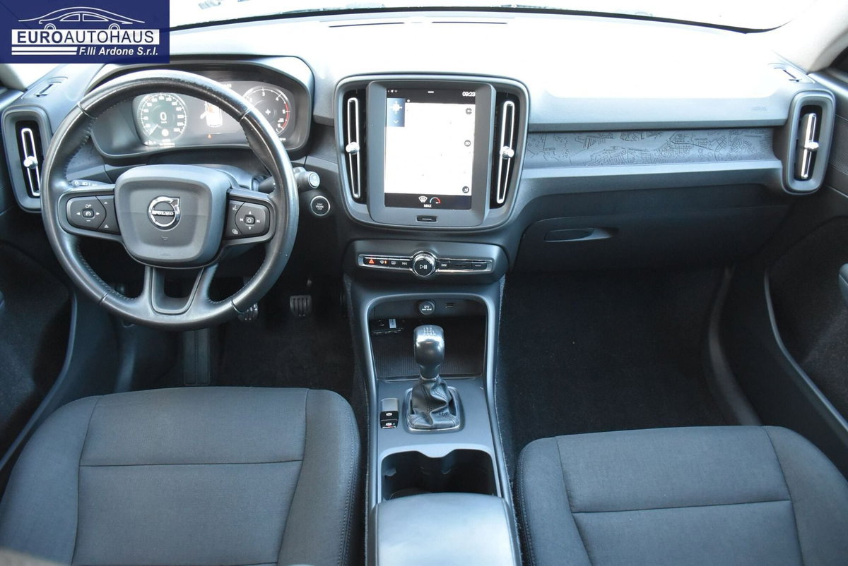 Volvo XC40 D3 Business Plus (7)