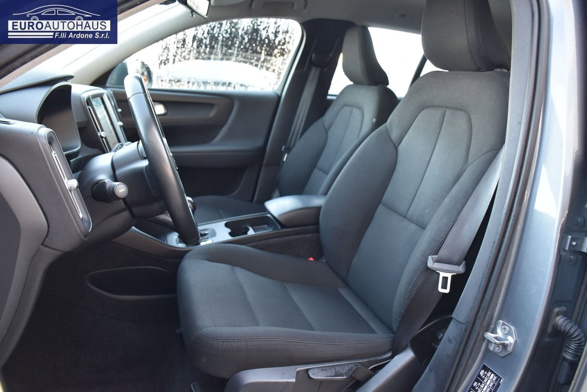 Volvo XC40 D3 Business Plus (8)