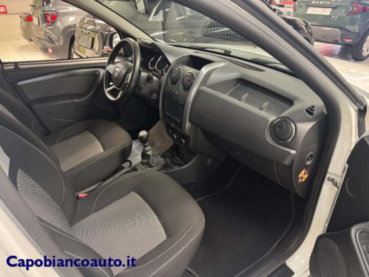 Dacia Duster 1.5 dCi 110CV Start&Stop 4x2 Lauréate (11)
