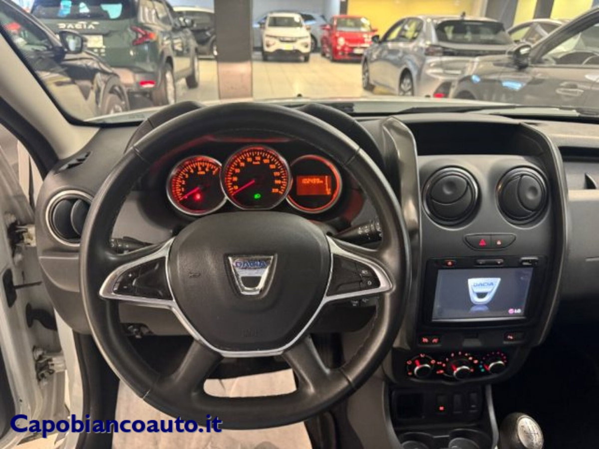 Dacia Duster 1.5 dCi 110CV Start&Stop 4x2 Lauréate (7)
