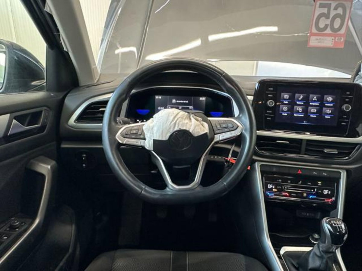 Volkswagen T-Roc 1.0 TSI Life (14)