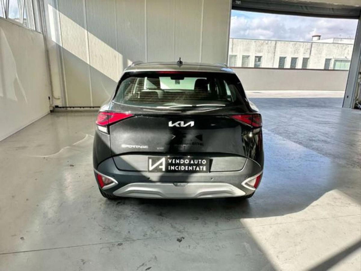 Kia Sportage 1.6 crdi mhev Business dct (6)