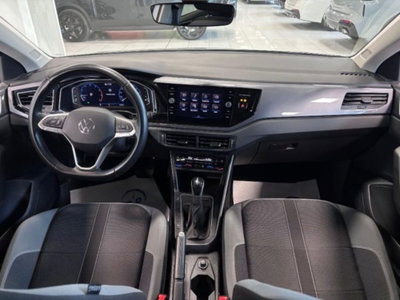 Volkswagen Polo 1.0 TSI 110 CV DSG Style (11)