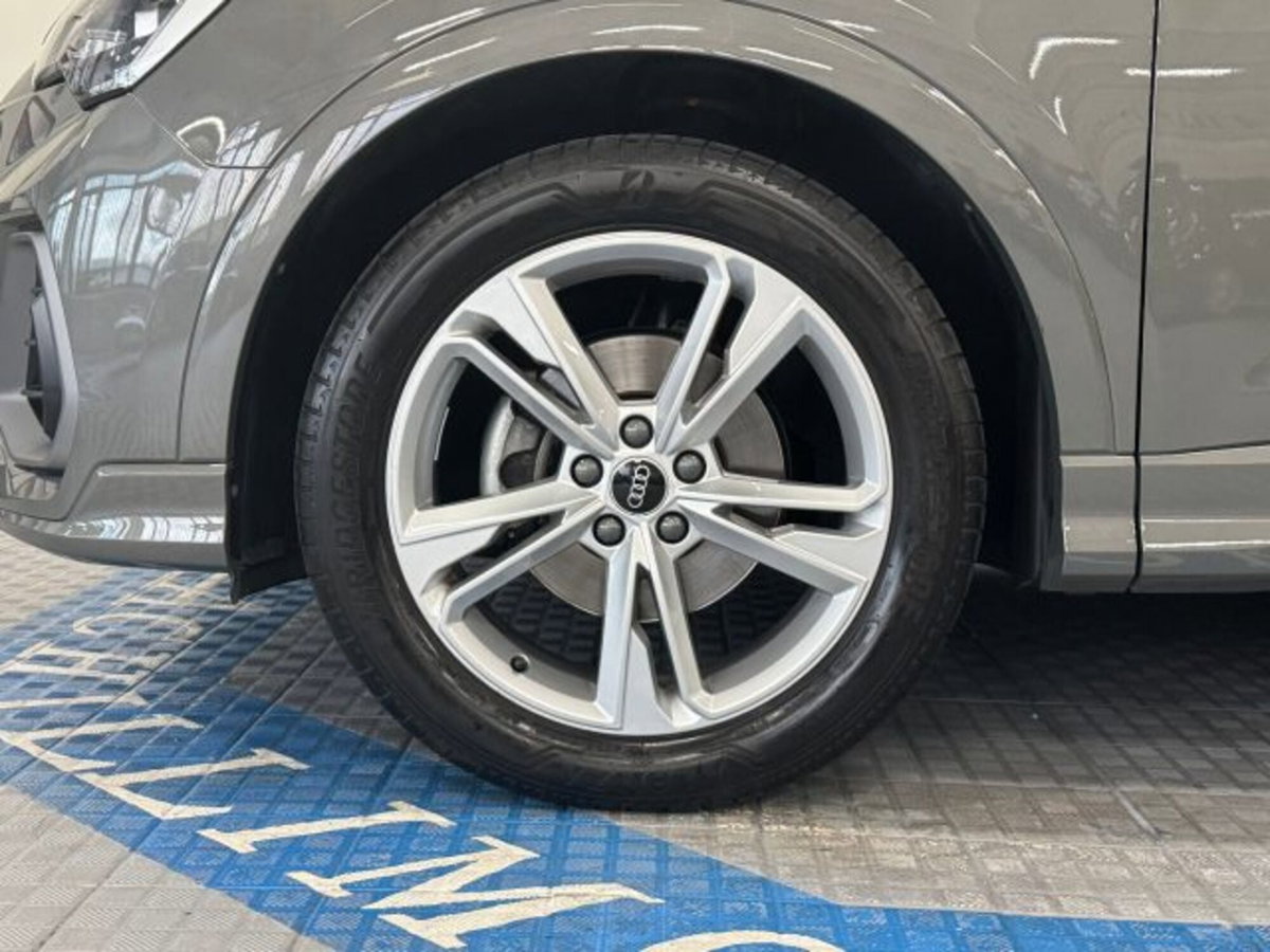 Audi Q3 35 TFSI S tronic S line edition (9)