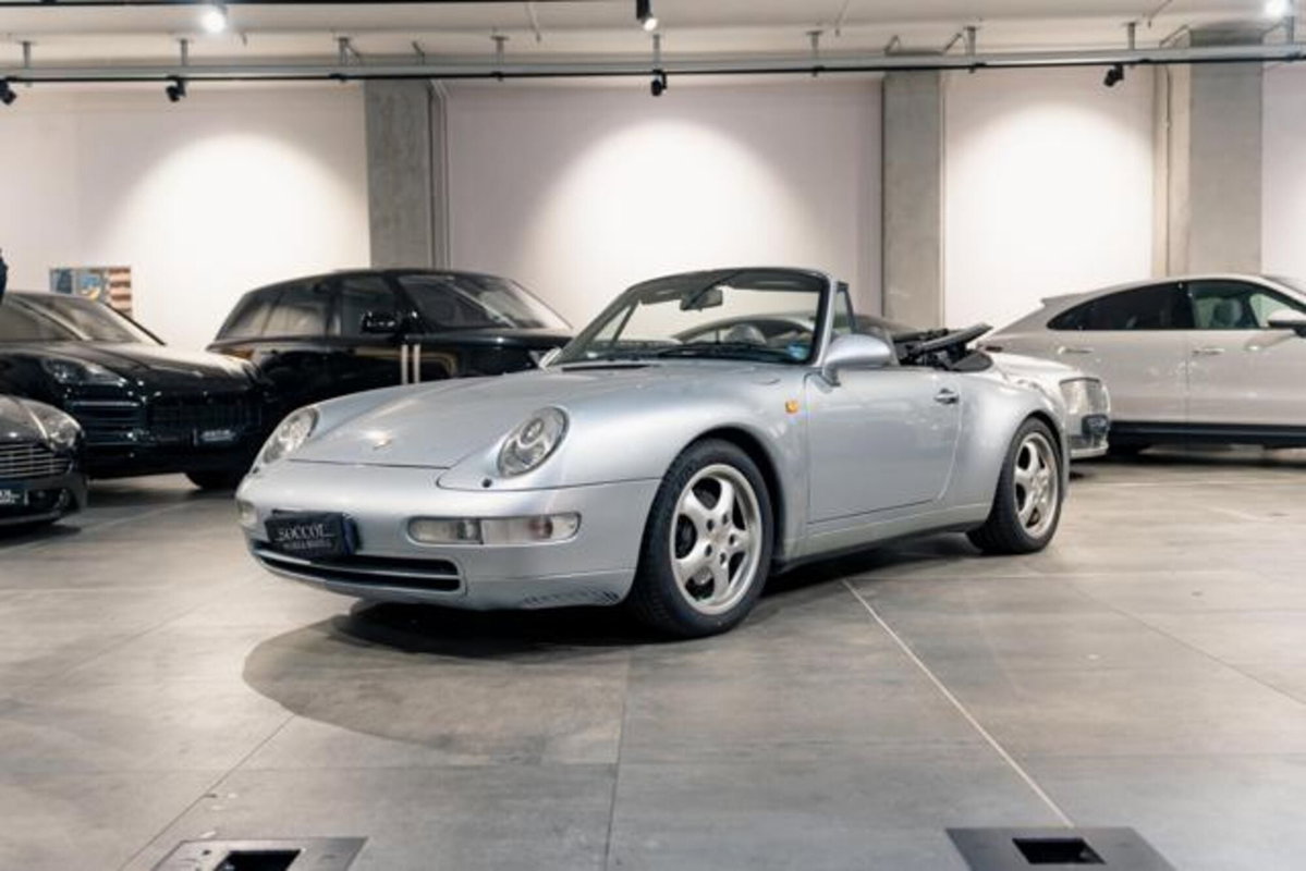 Porsche 911 Cabrio Carrera cat