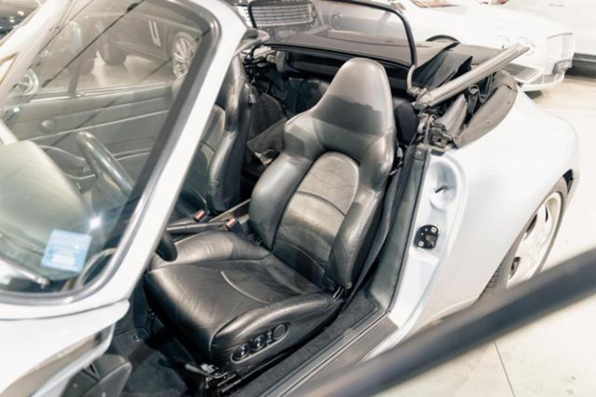 Porsche 911 Cabrio Carrera cat (11)