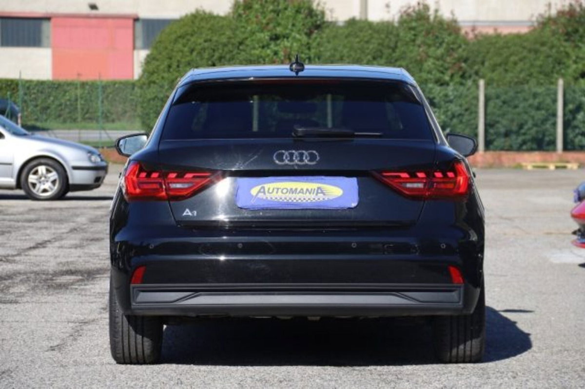 Audi A1 Sportback Sportback 30 1.0 tfsi Business 110cv s-tronic (10)