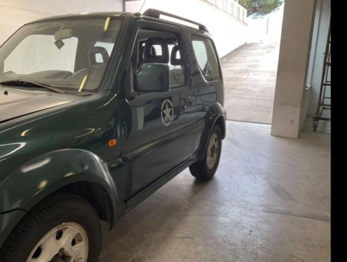 Suzuki Jimny 1.3i 16V cat 4WD JLX (2)