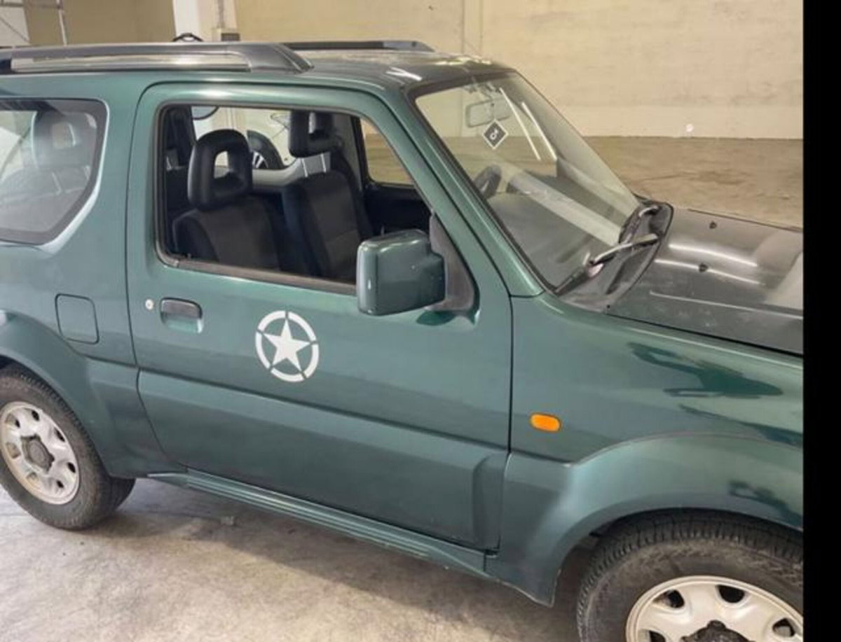 Suzuki Jimny 1.3i 16V cat 4WD JLX (5)