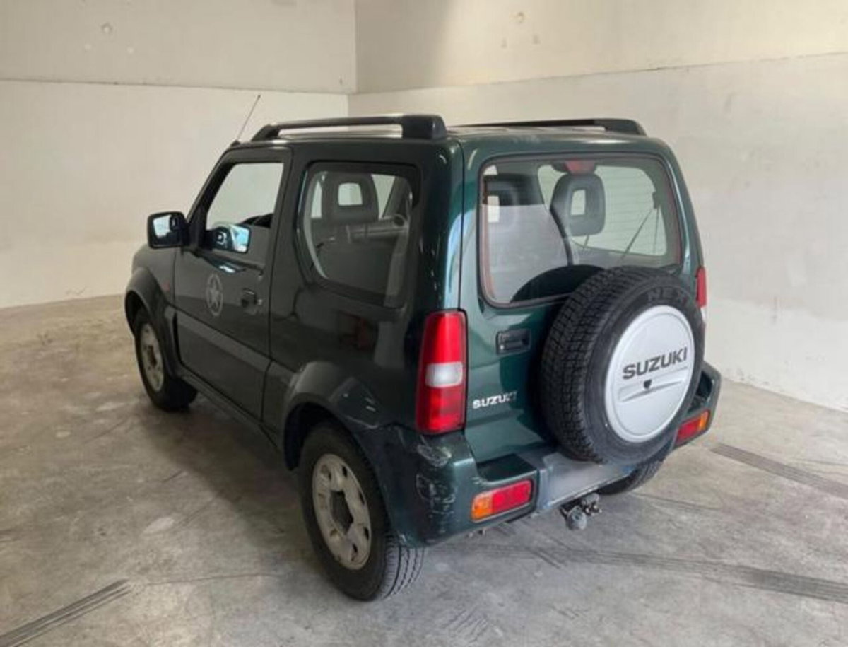 Suzuki Jimny 1.3i 16V cat 4WD JLX (9)