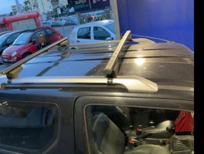 Suzuki Jimny 1.3i 16V cat 4WD JLX (11)