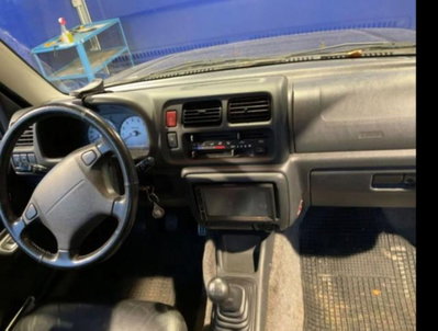 Suzuki Jimny 1.3i 16V cat 4WD JLX (14)