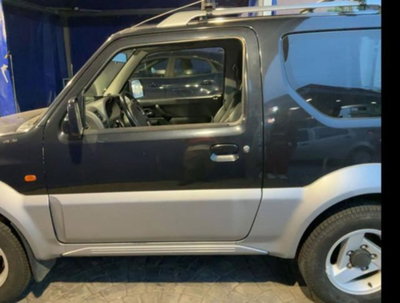 Suzuki Jimny 1.3i 16V cat 4WD JLX (5)
