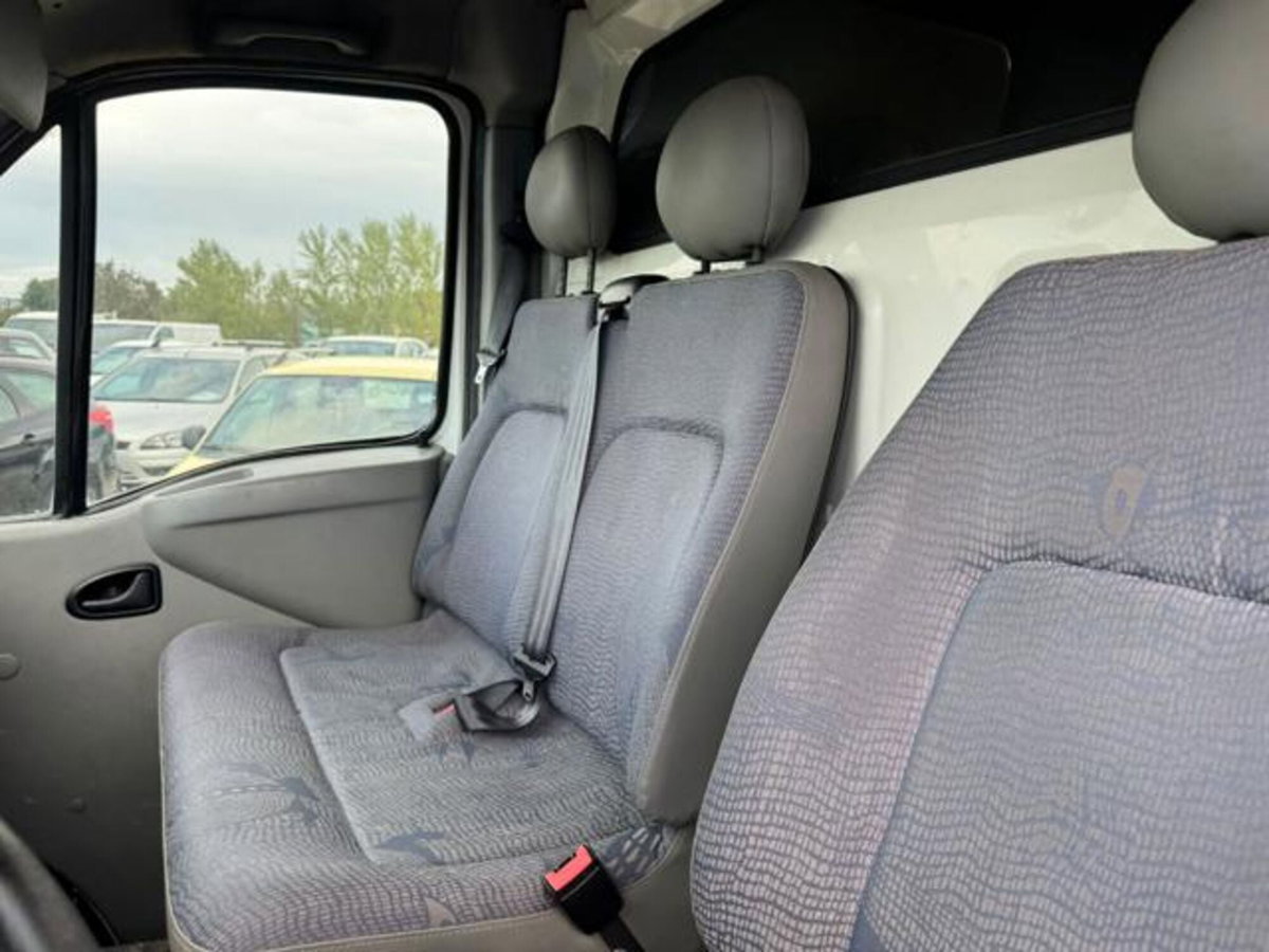 Renault Master Furgone T35 2.2 dCi 16V PM-TA Furgone Confort (10)