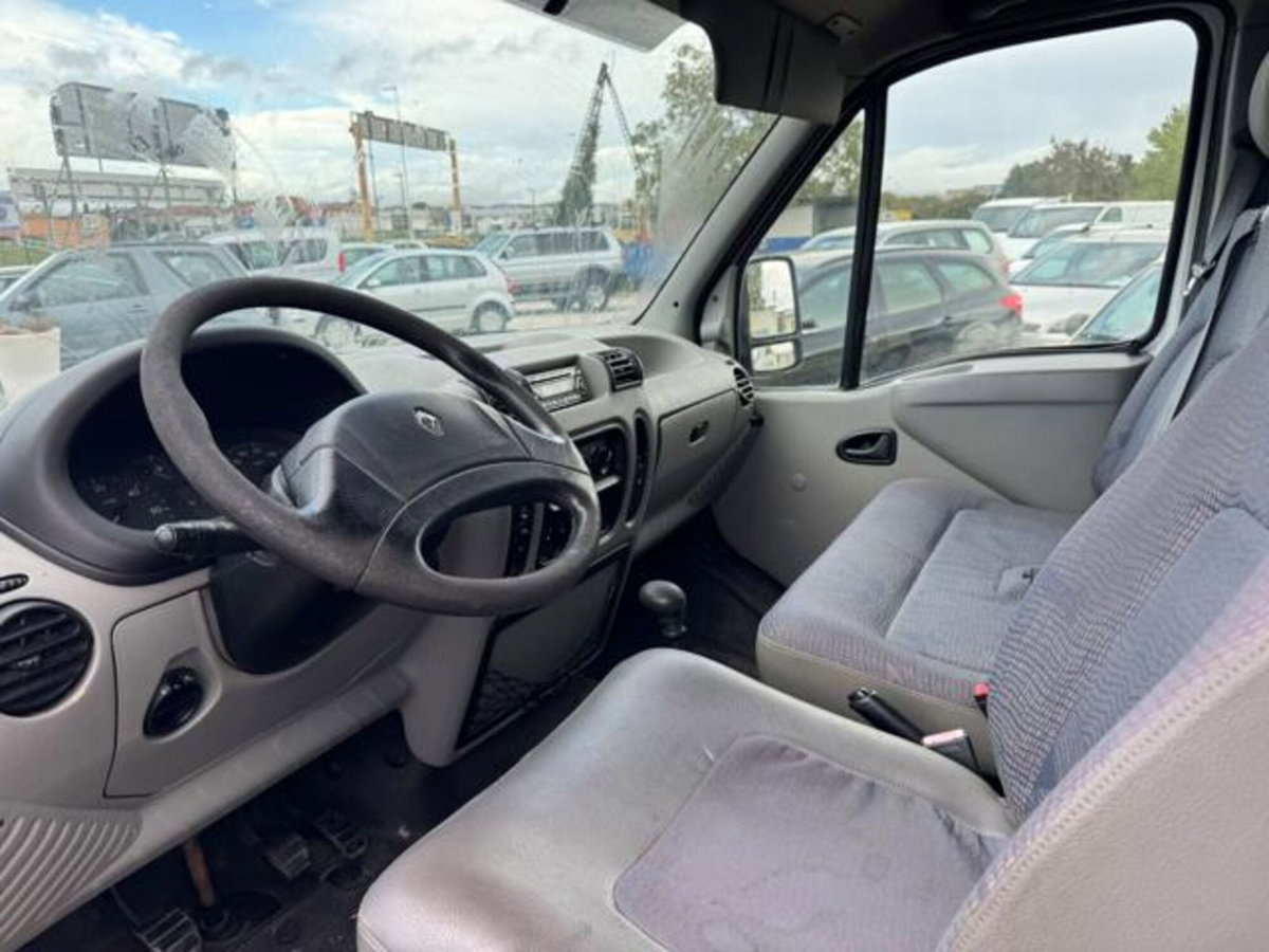 Renault Master Furgone T35 2.2 dCi 16V PM-TA Furgone Confort (8)