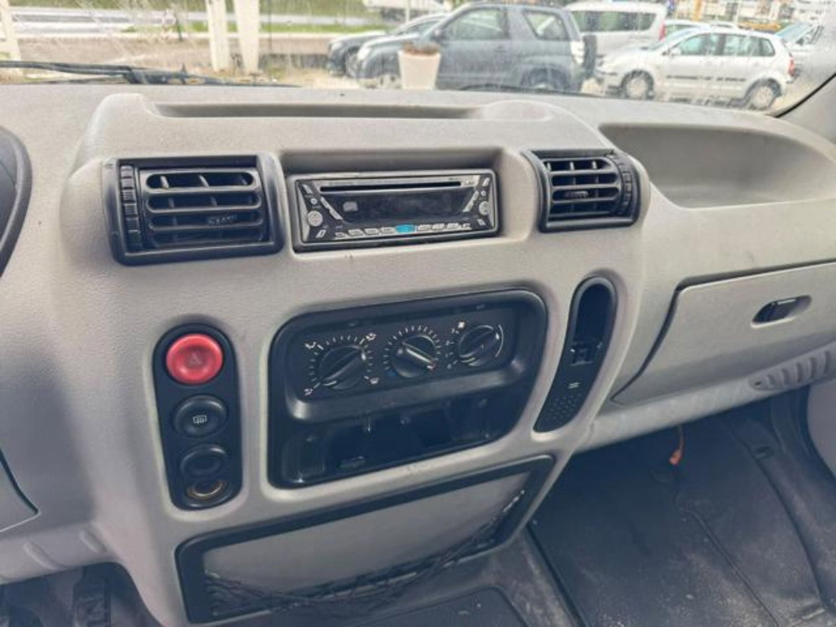 Renault Master Furgone T35 2.2 dCi 16V PM-TA Furgone Confort (9)