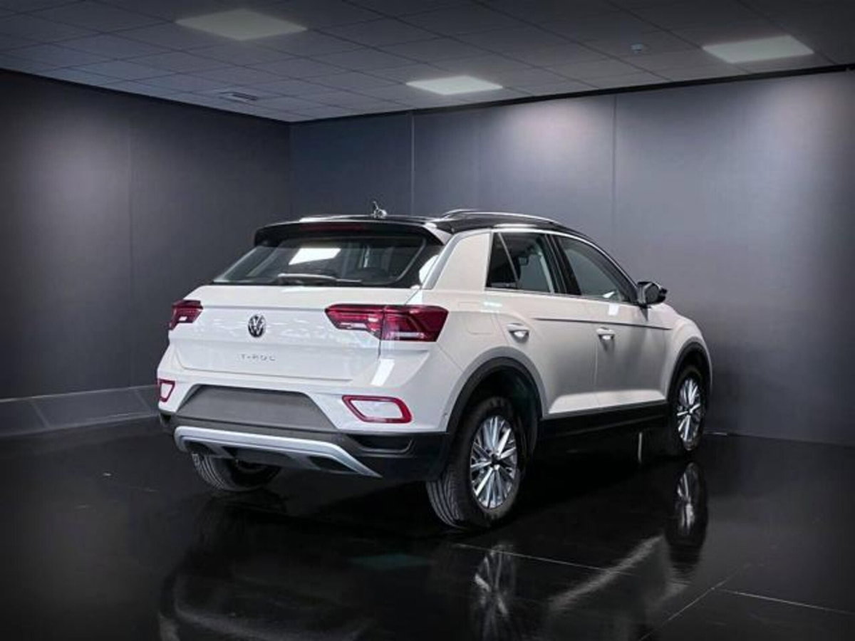 Volkswagen T-Roc 1.0 TSI Life (5)