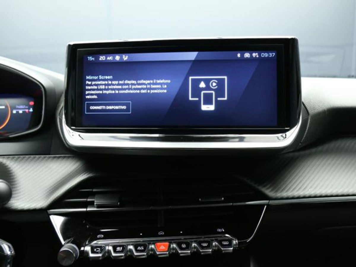 Peugeot 2008 PureTech 130 S&S EAT8 Allure Pack (14)