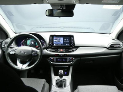 Hyundai i30 Station Wagon 1.0 t-gdi 48V Prime 120cv dct (13)