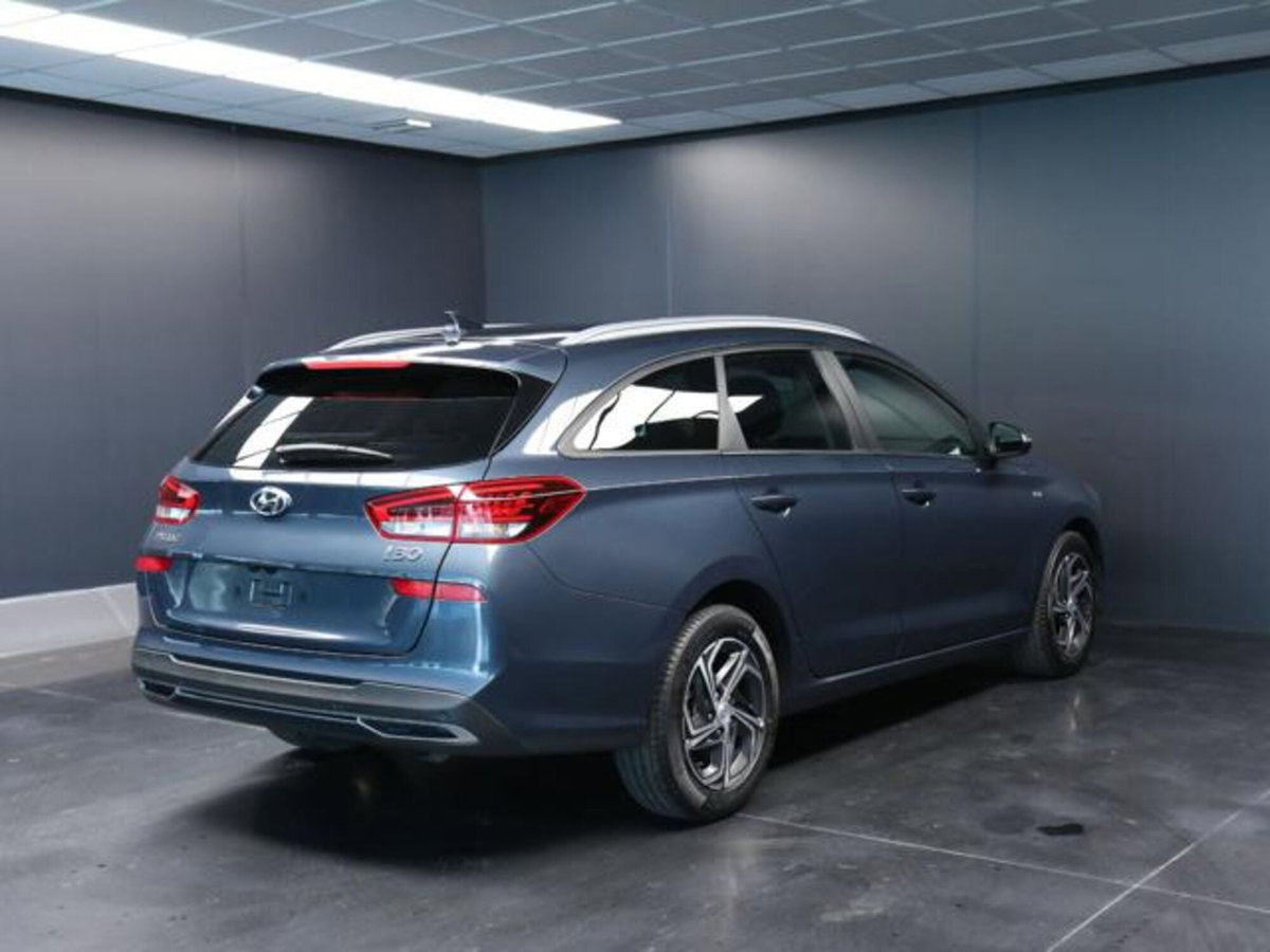 Hyundai i30 Station Wagon 1.0 t-gdi 48V Prime 120cv dct (3)