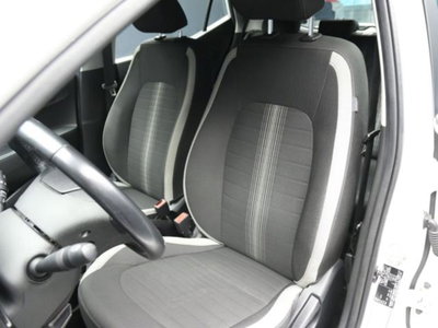 Hyundai i10 1.0 MPI Tech (10)