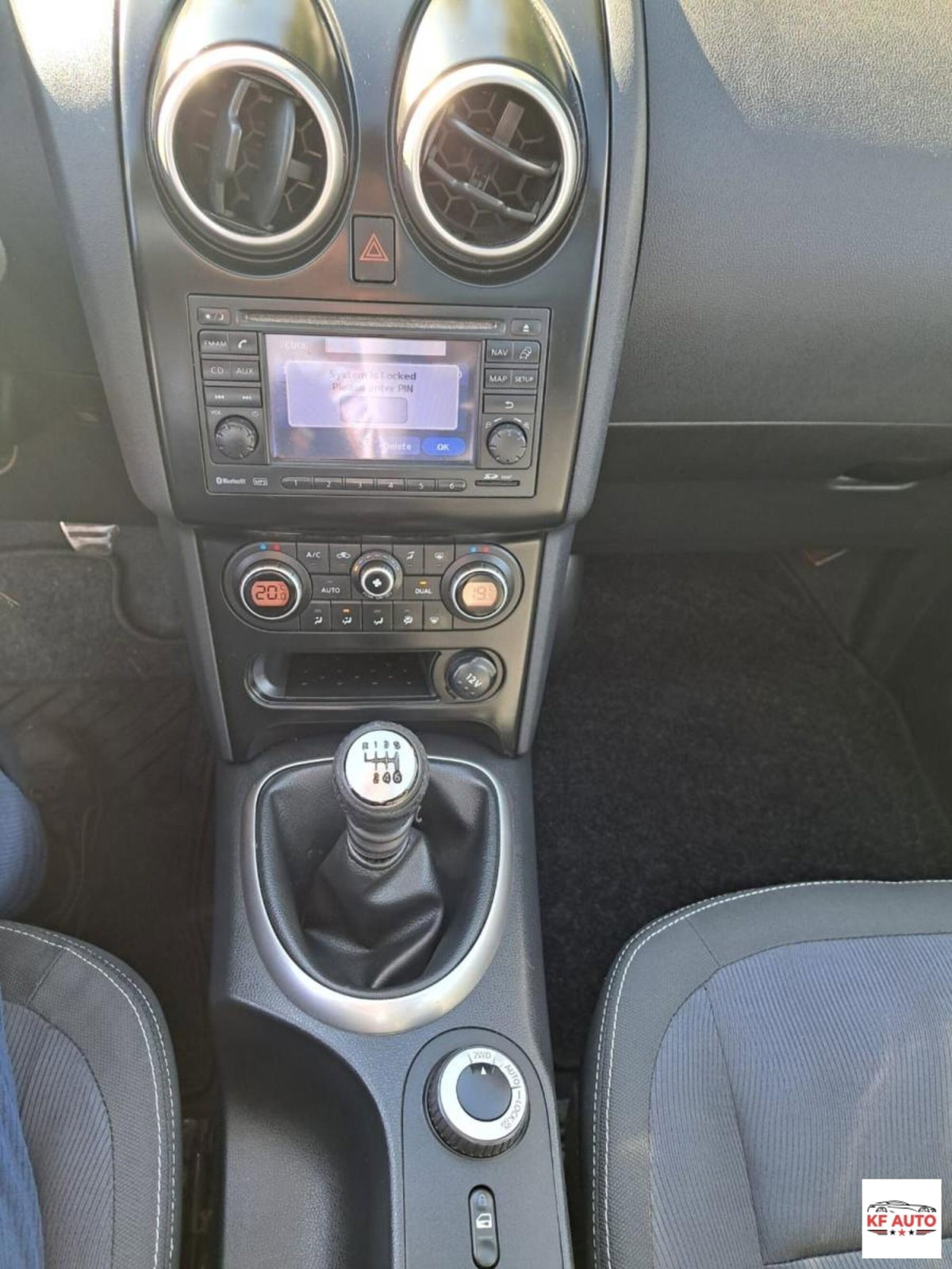 Nissan Qashqai 2.0 dCi DPF 4WD n-tec (17)