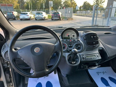 Fiat Multipla 1.6 16V Natural Power Dynamic (10)
