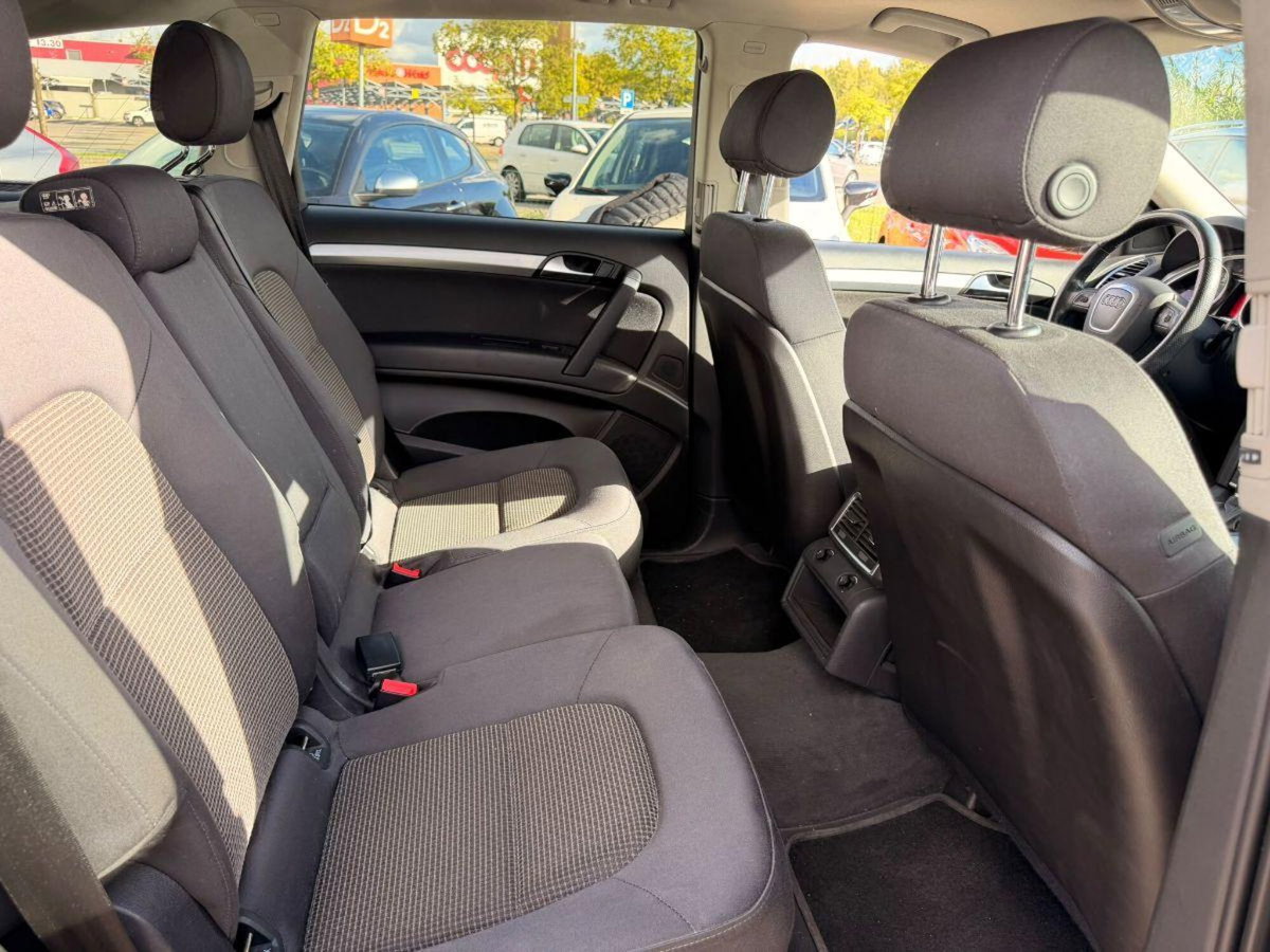 Audi Q7 3.0 V6 TDI 240 CV clean diesel quattro tiptronic (17)