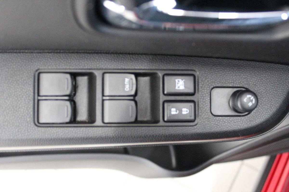 Suzuki Ignis 1.2 Hybrid Easy Top (19)