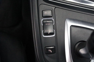 BMW Serie 3 Touring 320d xDrive  Business aut. (18)