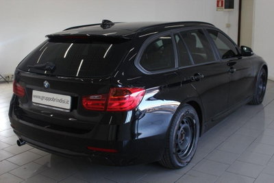 BMW Serie 3 Touring 320d xDrive  Business aut. (4)